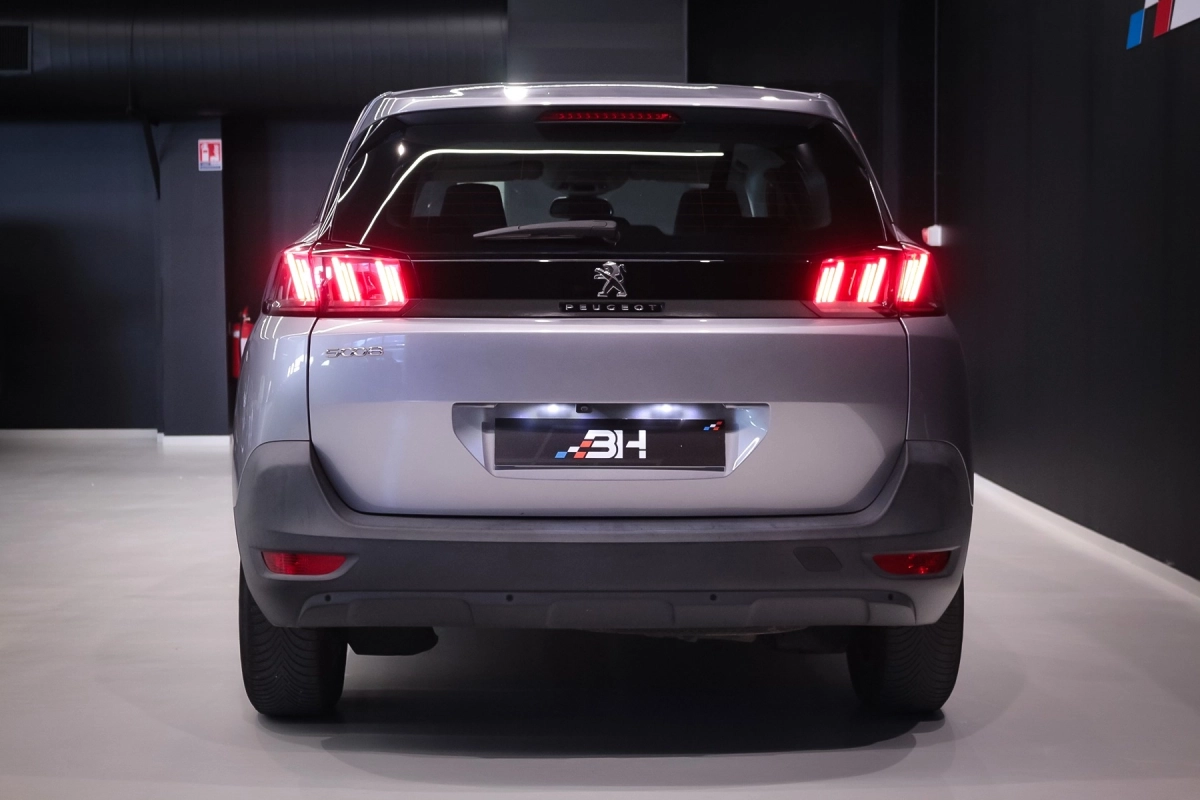Peugeot 5008 - photo 6