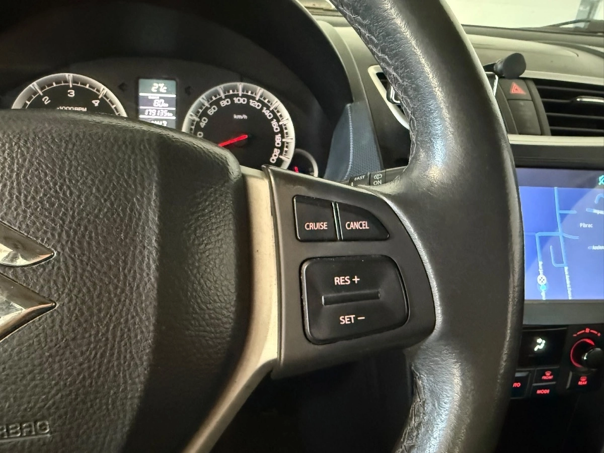 Suzuki Swift - photo 13