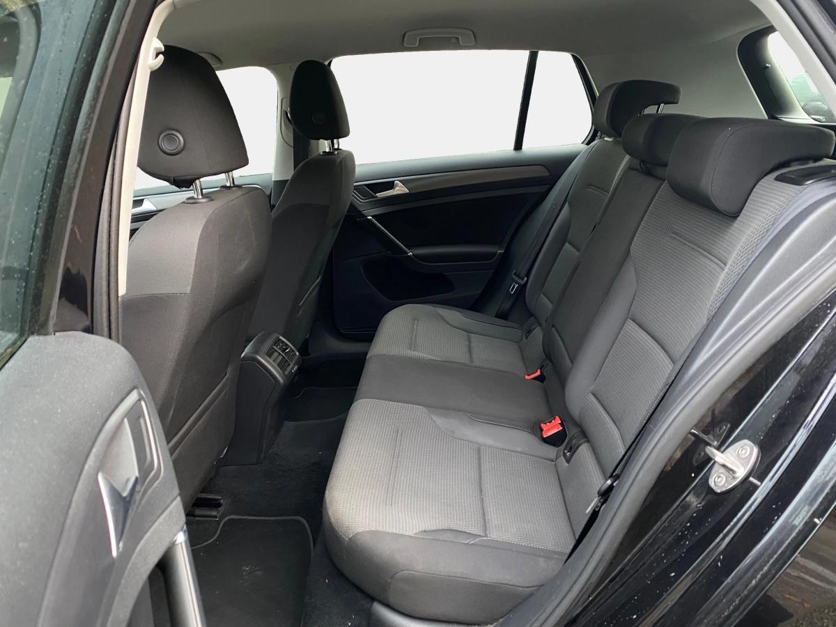 Volkswagen Golf 1.0 TSI 110 BLUEMOTION FIRST EDITION