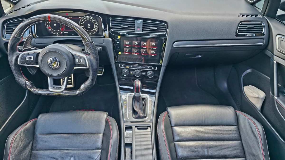 Volkswagen Golf - photo 14
