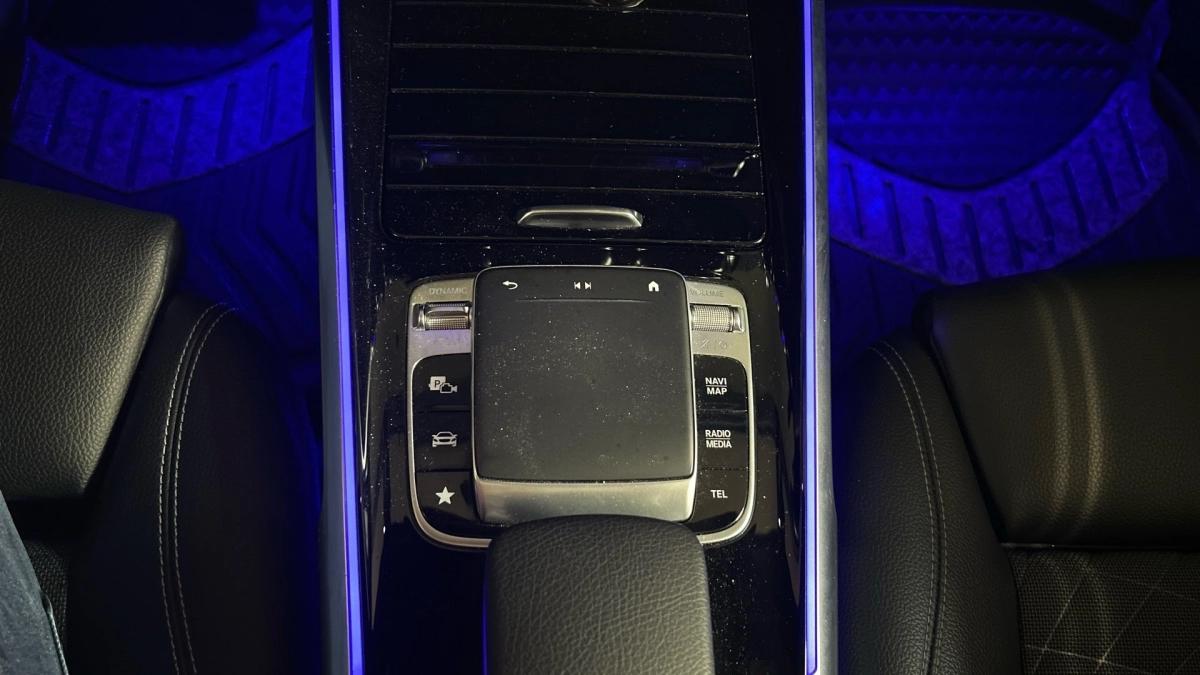 MERCEDES GLB