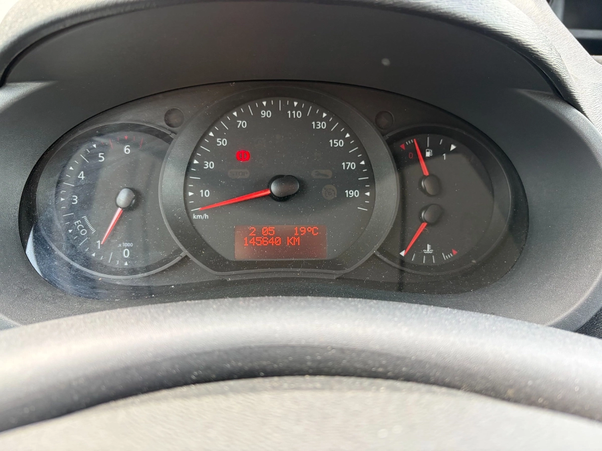 Renault Kangoo Express - photo 15