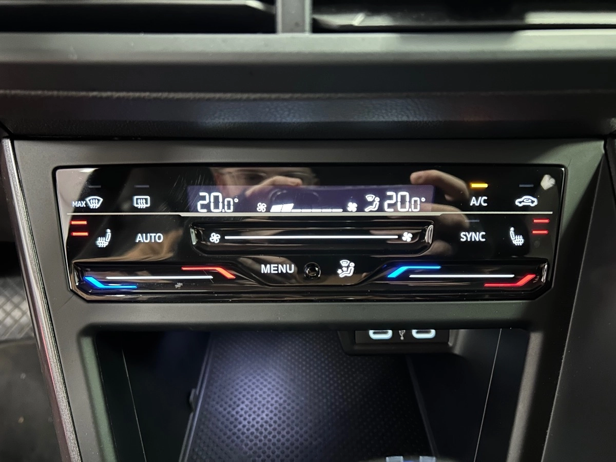Volkswagen Polo - photo 19