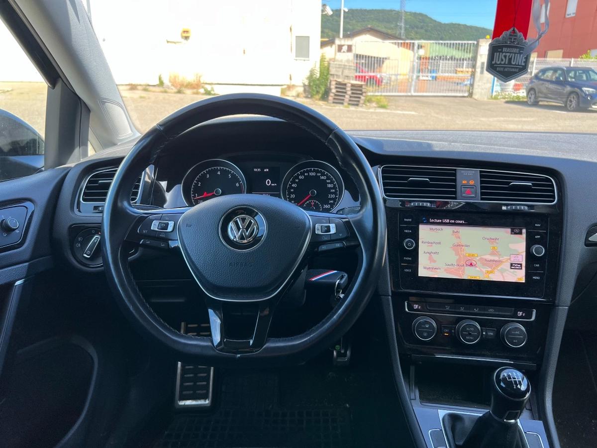 Volkswagen Golf 1.4 TSI 120 ADVANCE