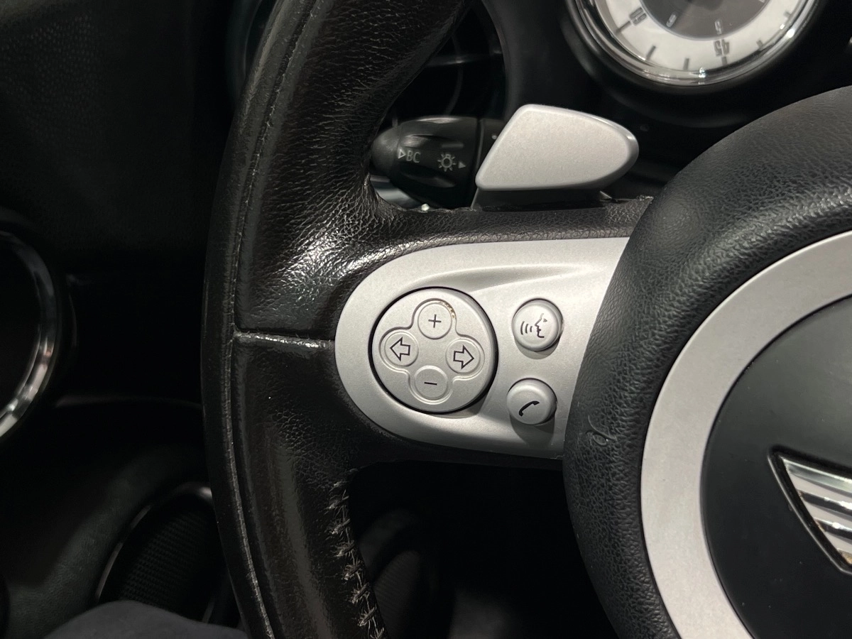 Mini Cabrio - photo 17