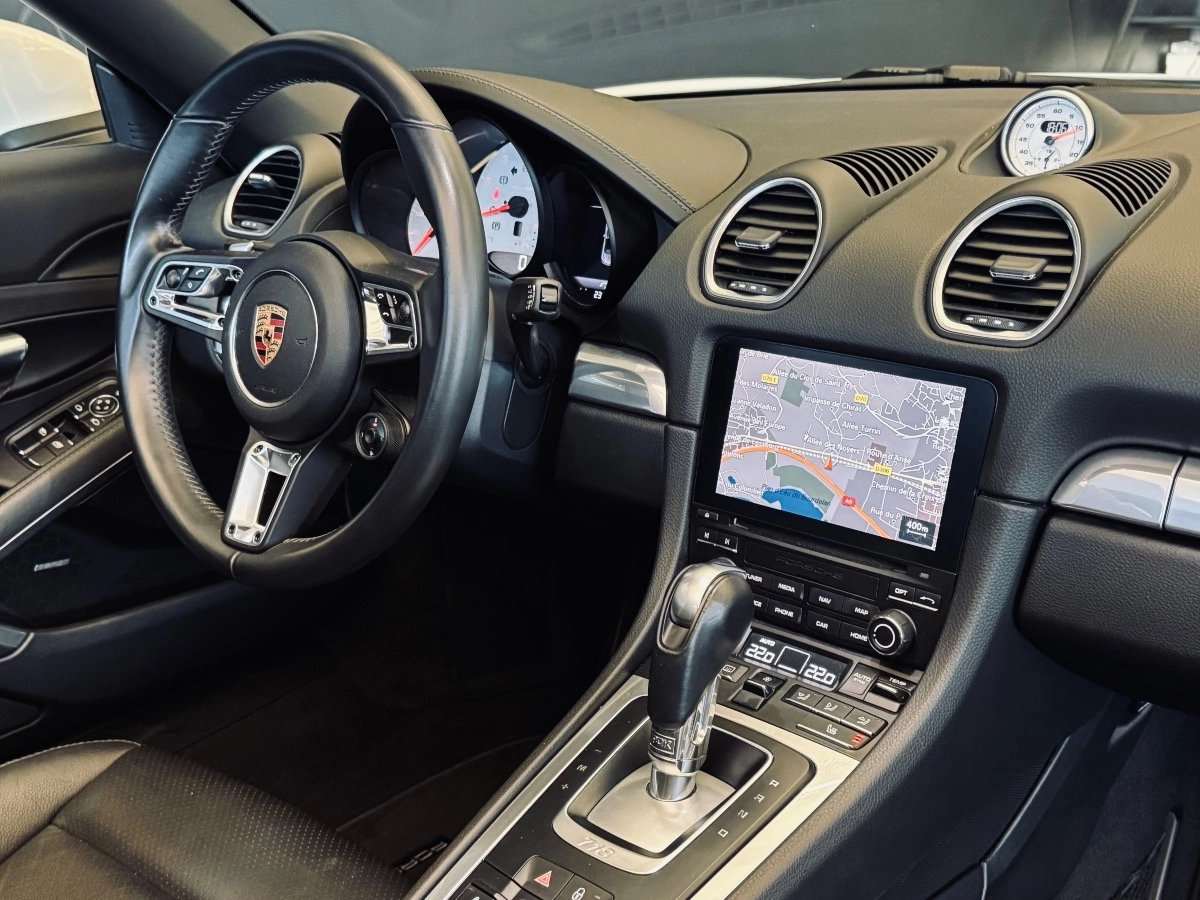 Porsche 718 Boxster - photo 13