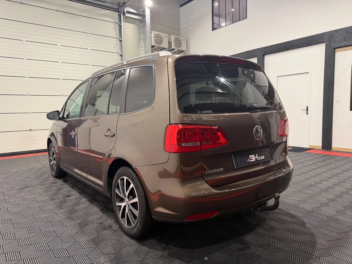 Volkswagen Touran - photo 5