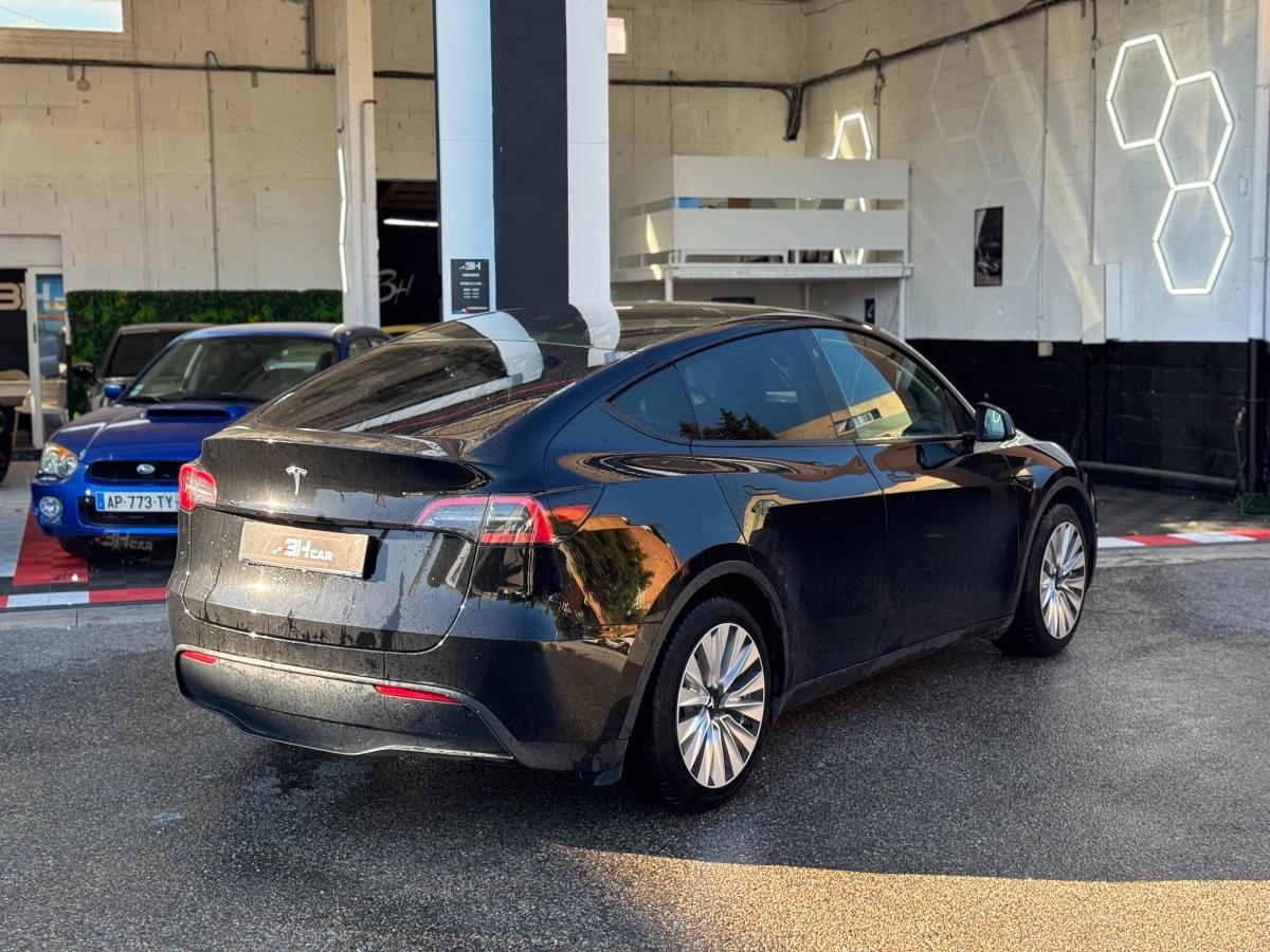 Aperçu indisponible de Tesla Model-y