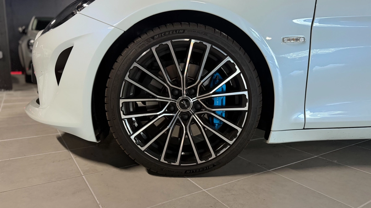 Alpine A110 - photo 16