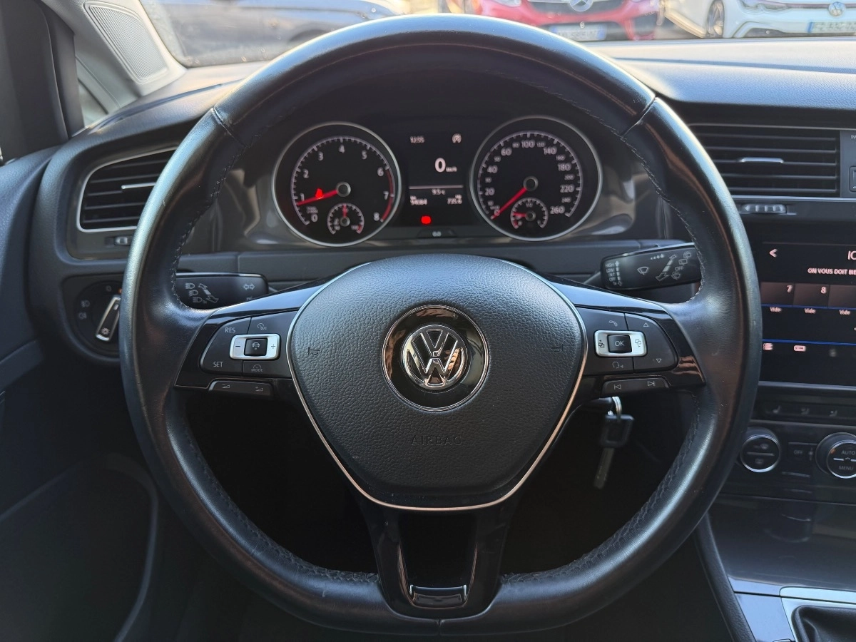 Volkswagen Golf - photo 14