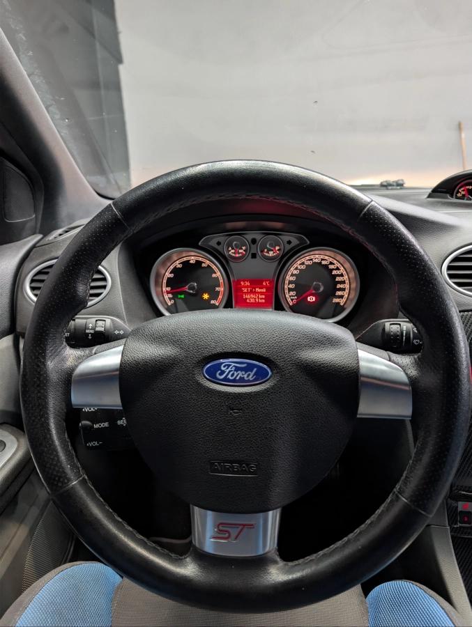 Ford Focus 2.5 T 225 ST