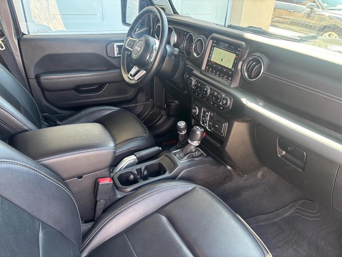 JEEP WRANGLER 2.0 T 272 UNLIMITED SAHARA AWD BVA
