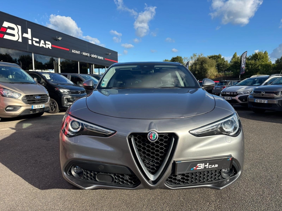 Alfa Romeo Stelvio - photo 2