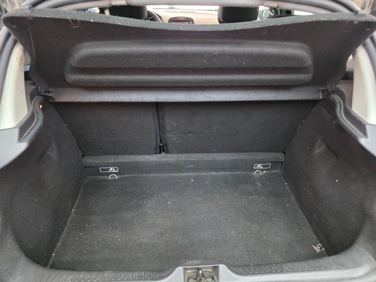 Renault Clio - photo 20