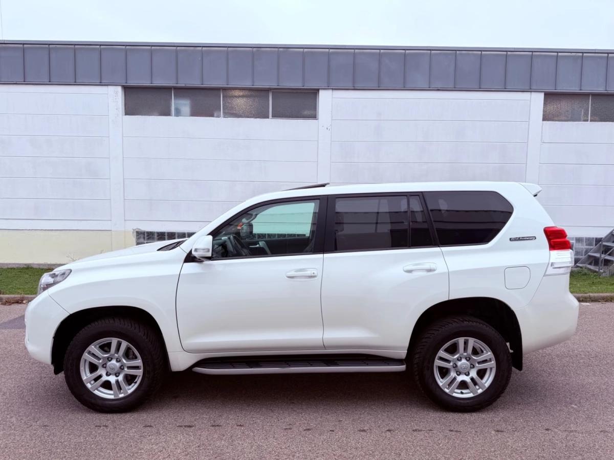 Toyota Land Cruiser 3.0 D4D 190 60EME ANNIVERSARY 4X4 BVA