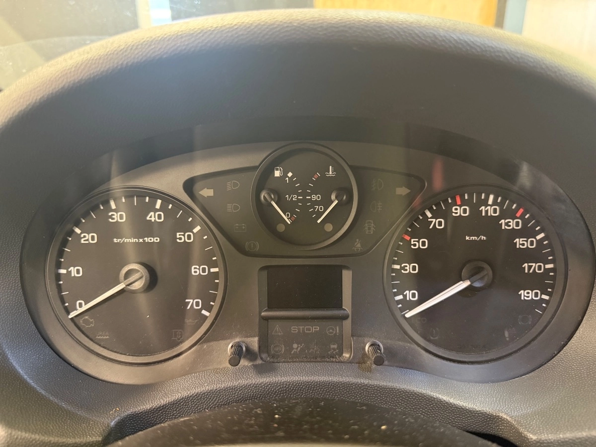 Peugeot Expert Vu - photo 13