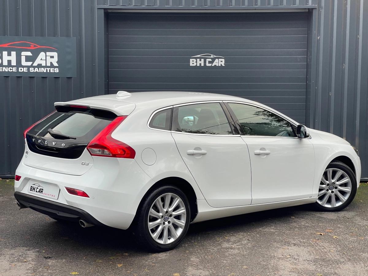 Aperçu indisponible de Volvo V40