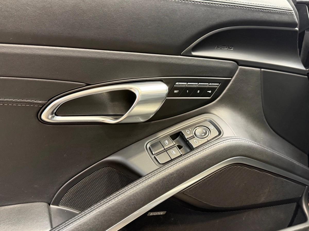 Porsche 911 (991.2) 3.0 420 Targa 4S PDK Options+++