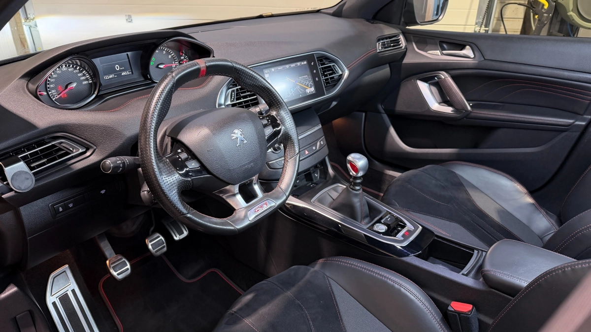 Peugeot 308 - photo 7
