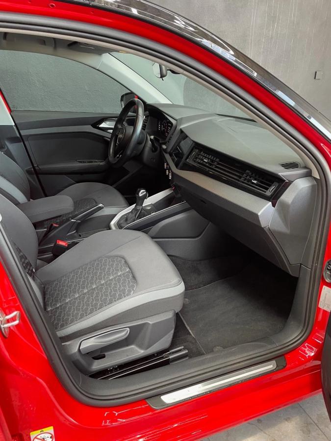 Audi A1 SPORTBACK 1.0 30 TFSI 110 ADVANCED S-TRONIC BVA