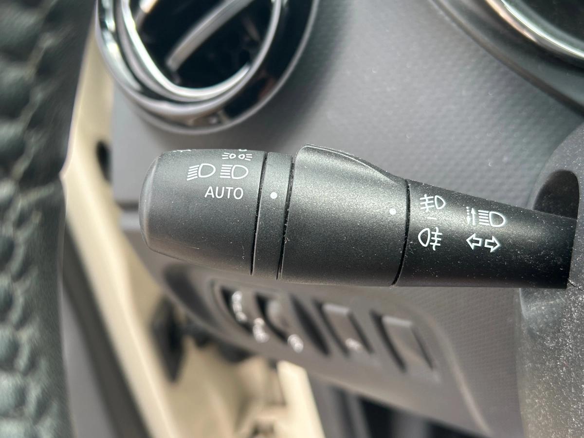 Renault Captur 1.5 DCI 90 ENERGY INTENS