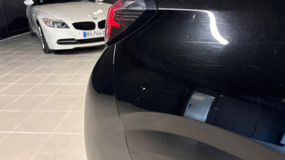 Peugeot 208 - photo 28
