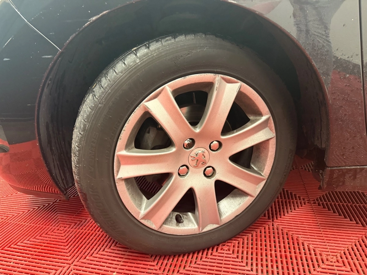 Peugeot 207 - photo 8
