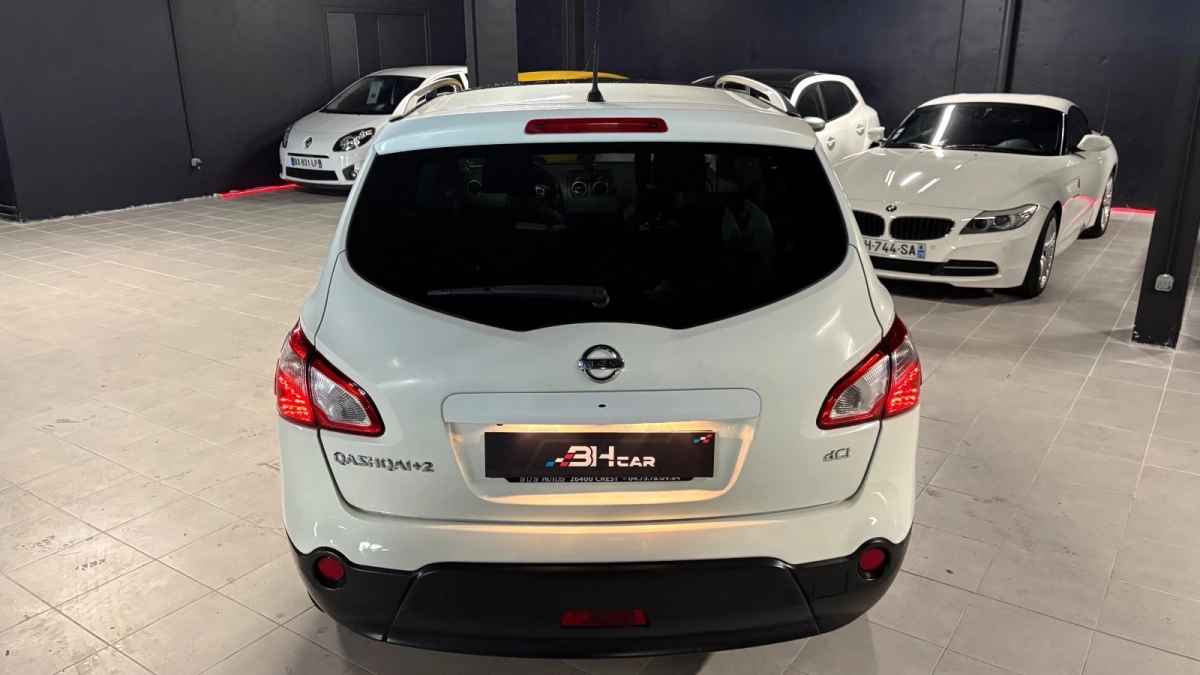 Nissan Qashqai - photo 8