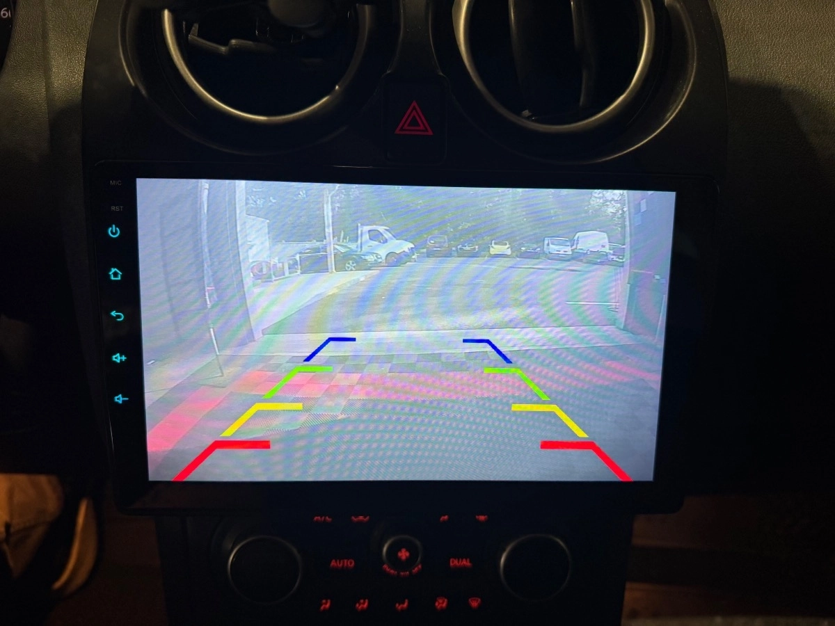 Nissan Qashqai - photo 14