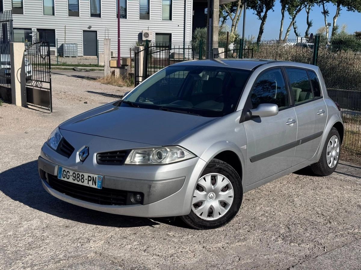 RENAULT Megane