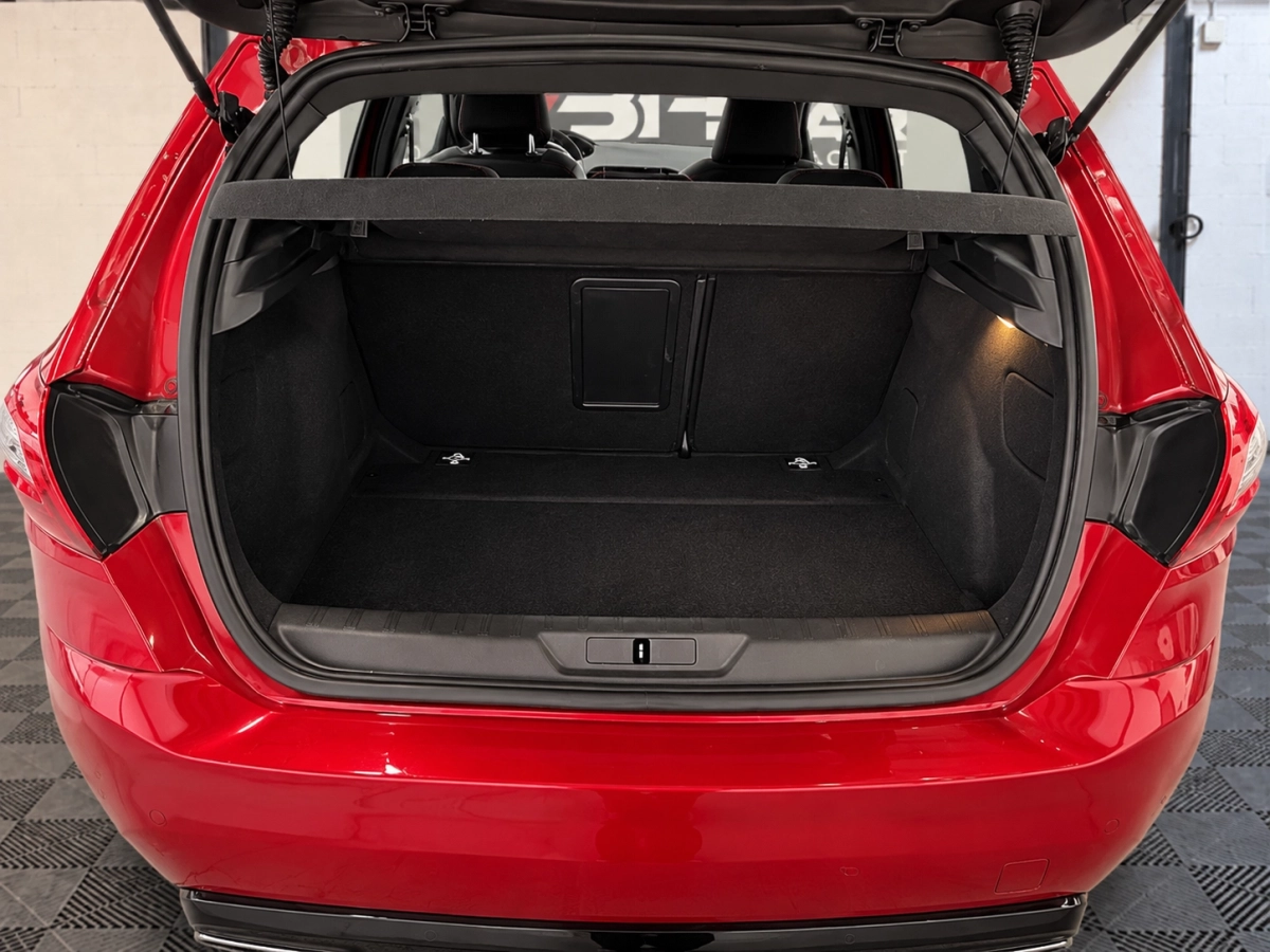 Peugeot 308 - photo 24