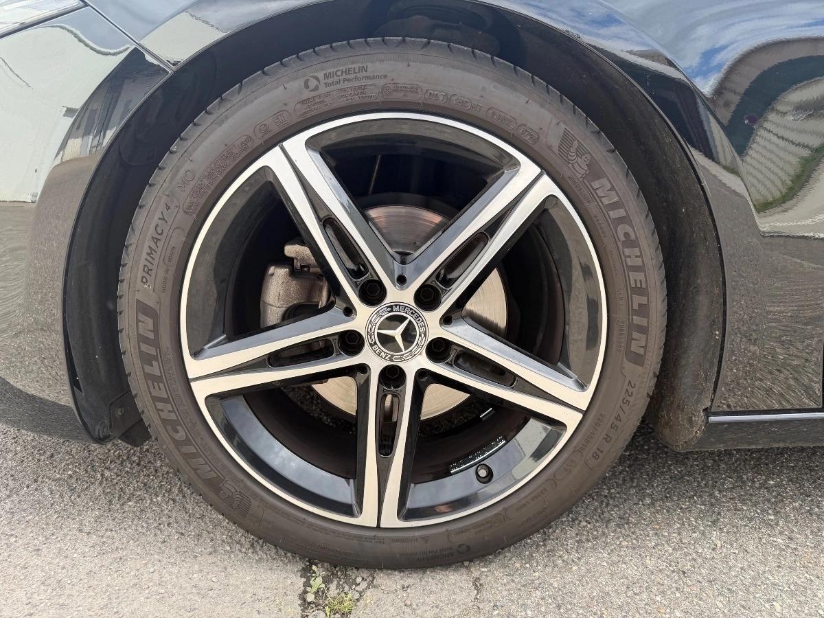 Mercedes Classe A 1.3 180 135 PROGRESSIVE LINE 7G-DCT BVA