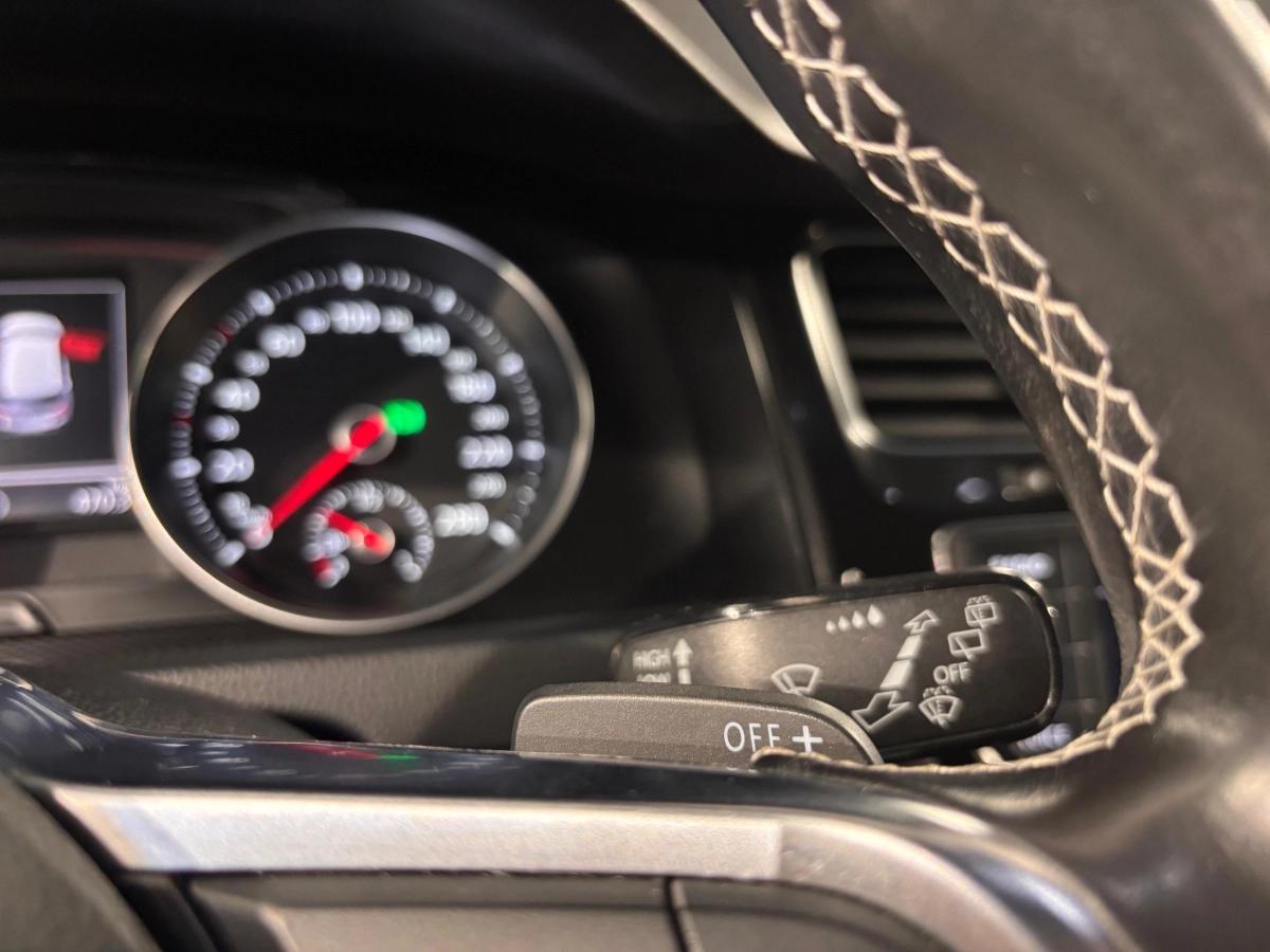 Aperçu indisponible de Volkswagen Golf