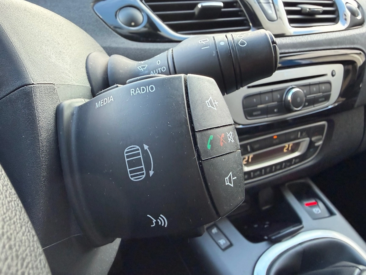 Renault Grand Scenic - photo 20