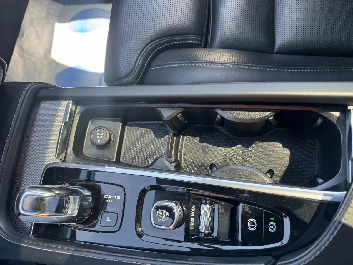 Volvo Xc90 2.0 T8 390H 305 TWIN-ENGINE PHEV HYBRID INSCRIPTION LUXE AWD GEARTRONIC BVA