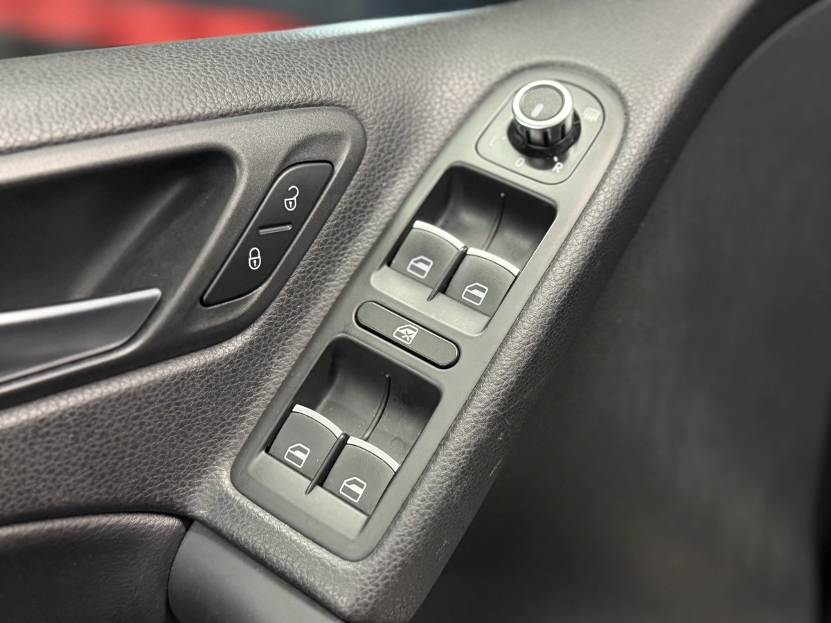 Volkswagen Golf - photo 20