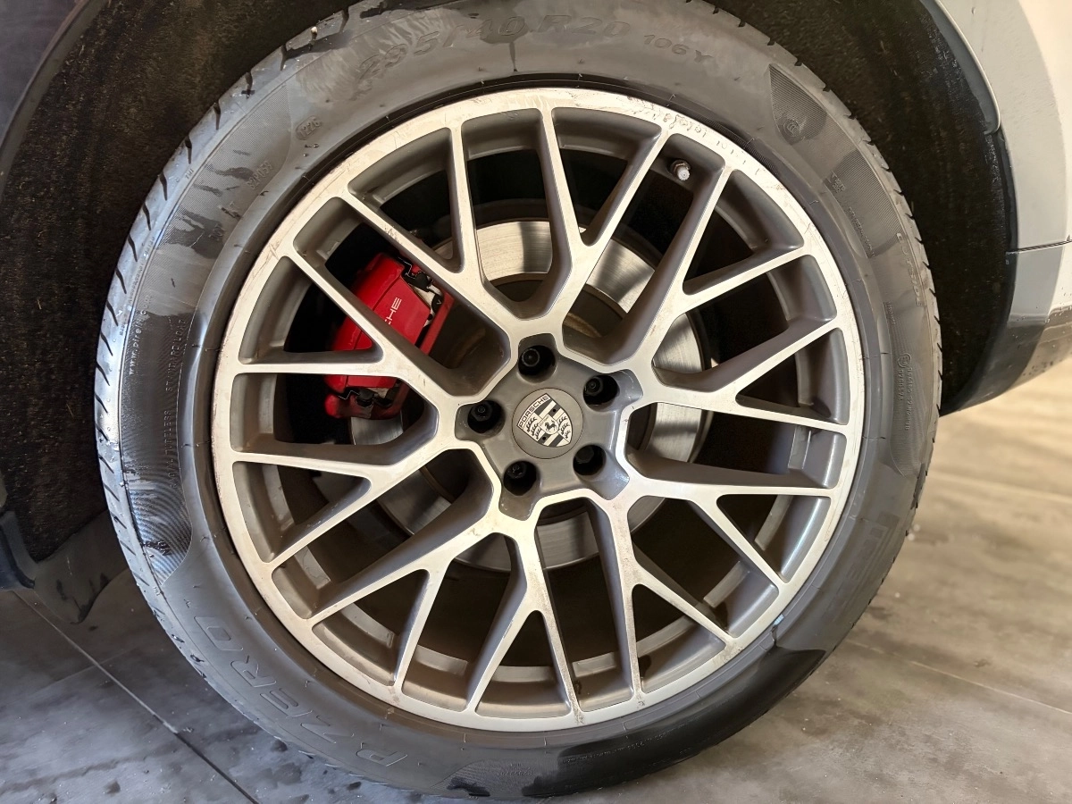 Porsche Macan - photo 30