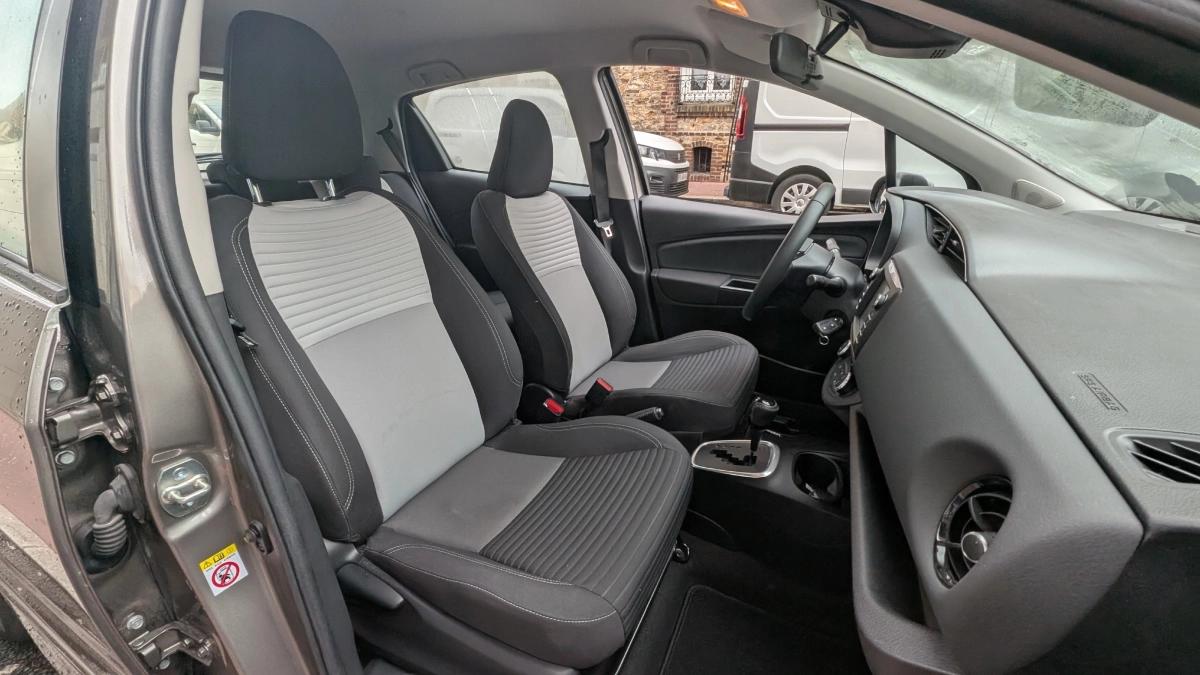 Toyota Yaris 1.0 VVTI 65