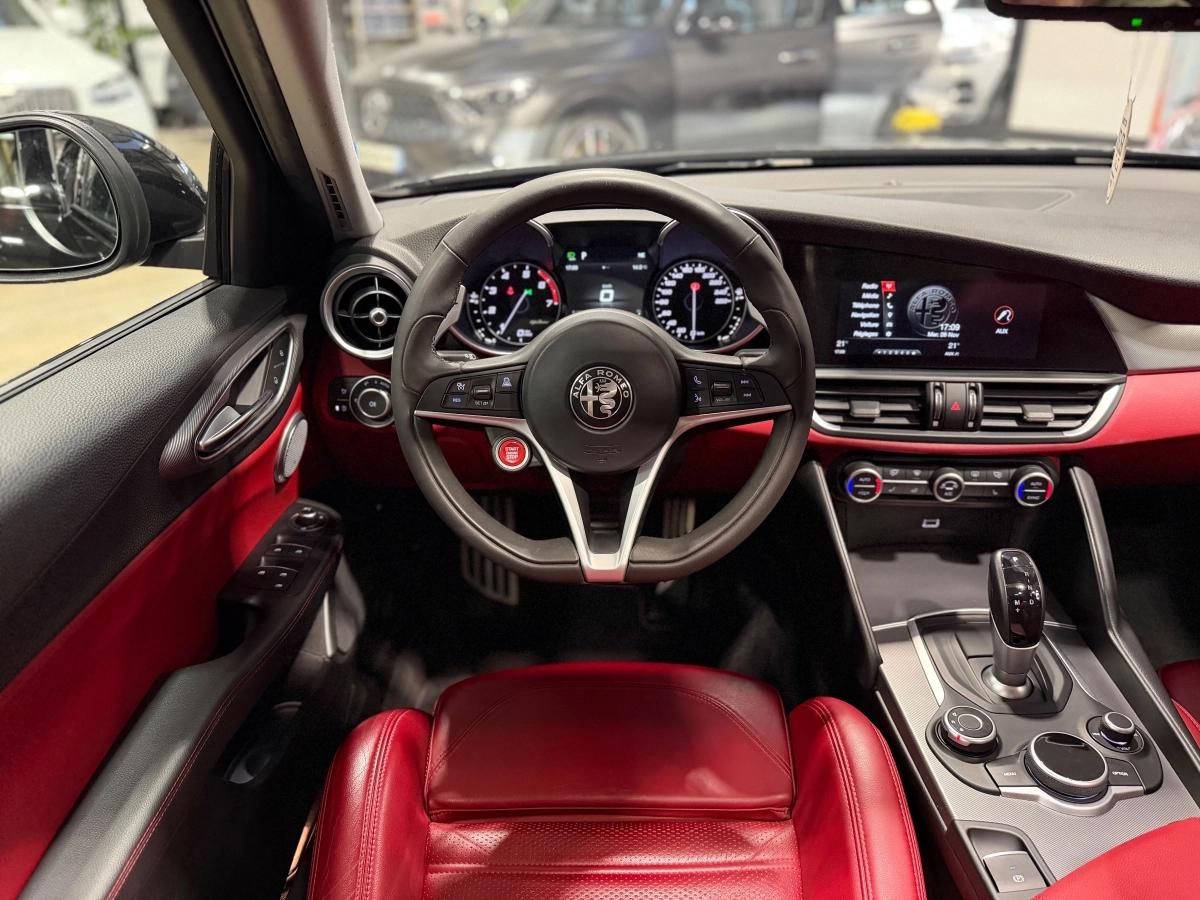 Alfa Romeo Giulia 2.0 TB 280 VELOCE Q4 BVA