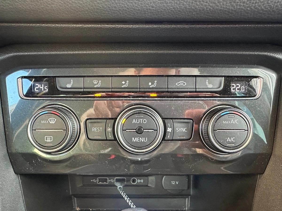 Volkswagen Tiguan 2.0 TDI 150 BLUEMOTION CARAT EXCLUSIVE 4MOTION DSG BVA