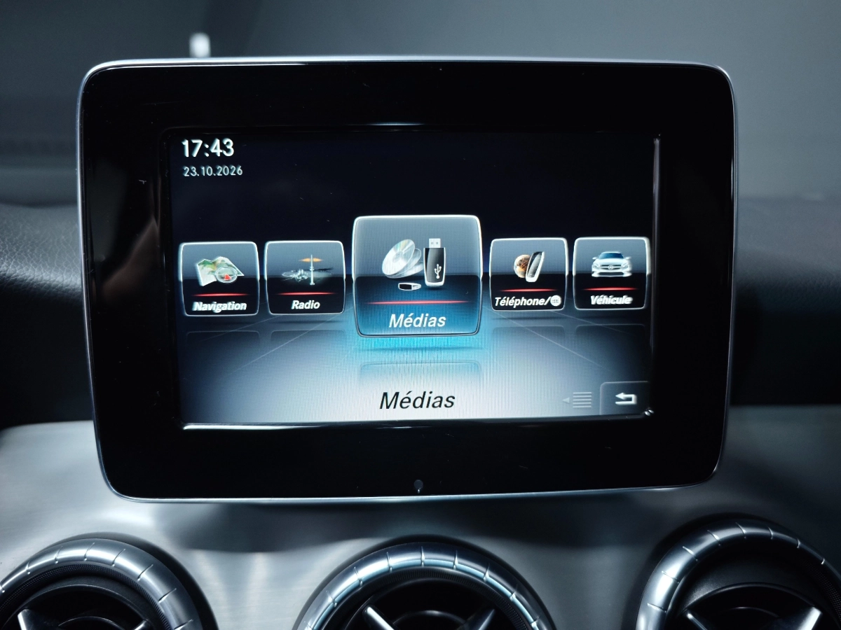 Mercedes Classe Cla - photo 27