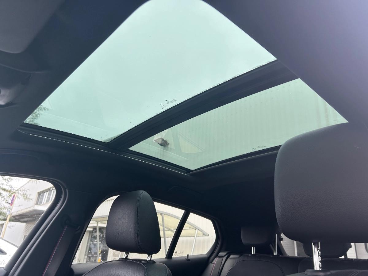 Bmw Serie 1 1.5 118 I 135 M-SPORT BVA