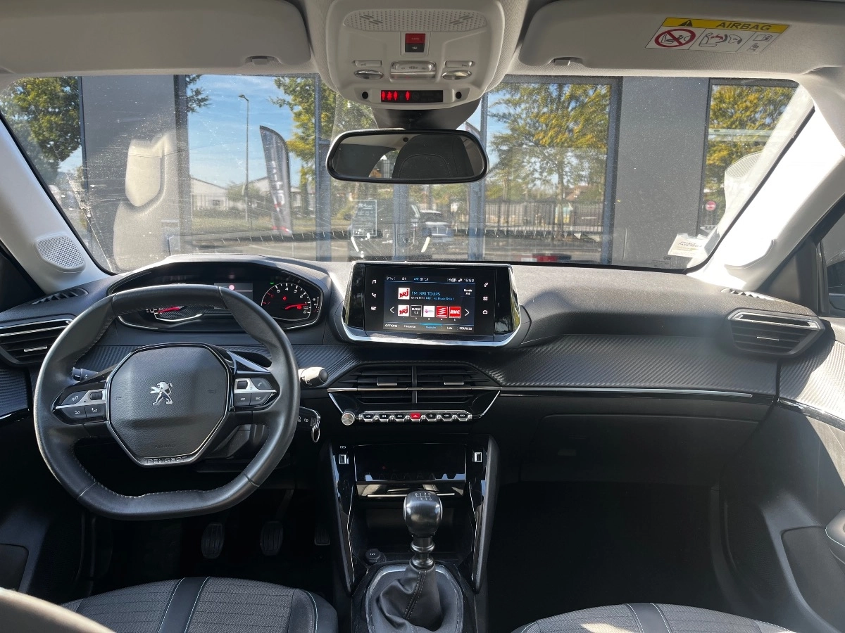 Peugeot 208 - photo 8