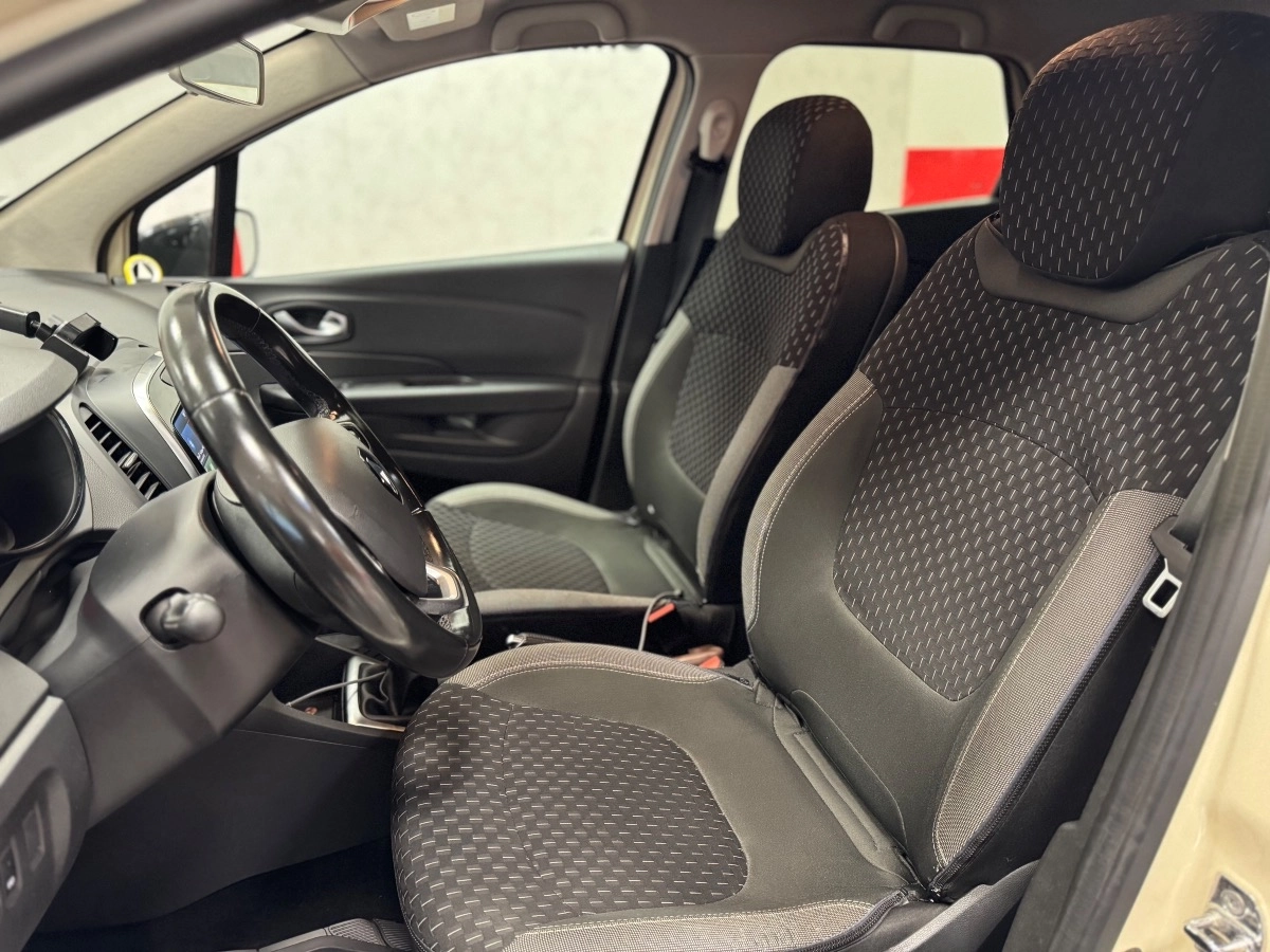 Renault Captur - photo 19