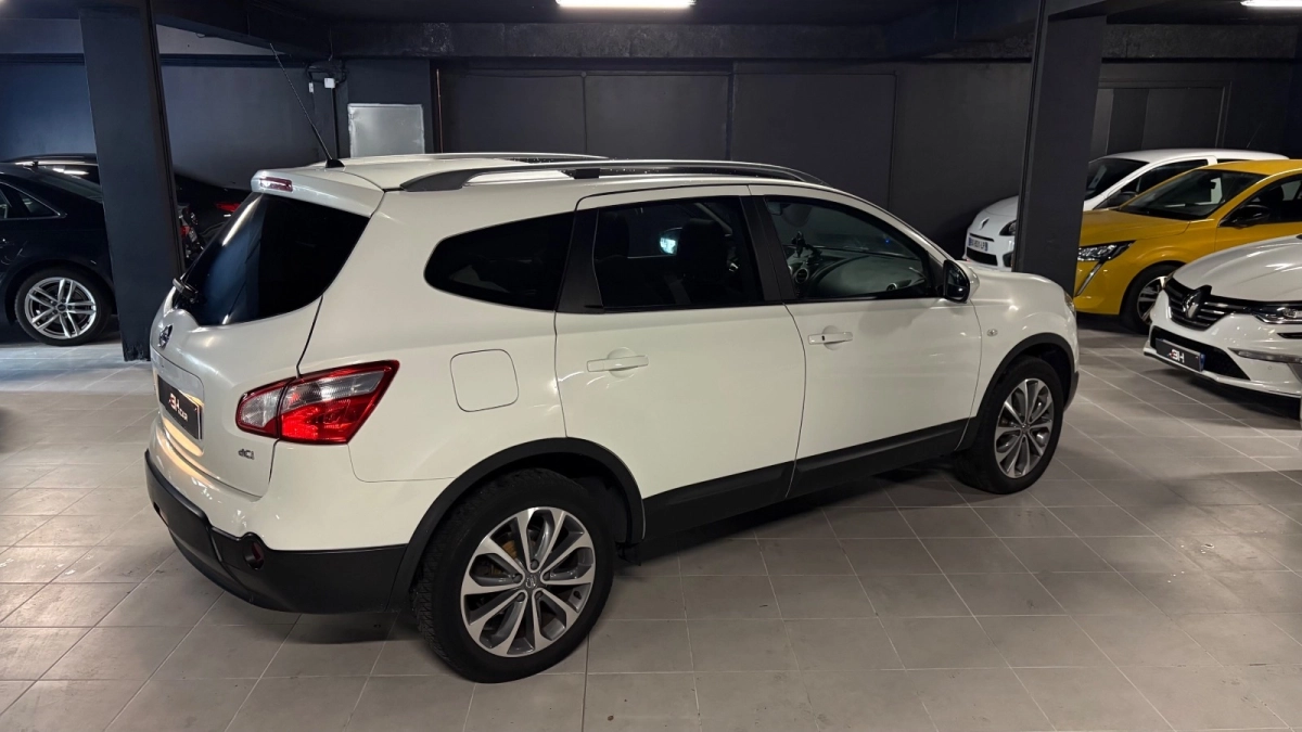 Nissan Qashqai - photo 6