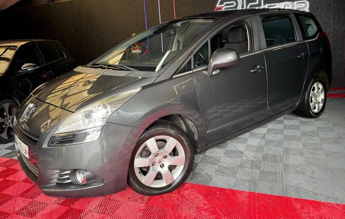 Image: Peugeot 5008 1.6 HDI 110 PREMIUM 7places