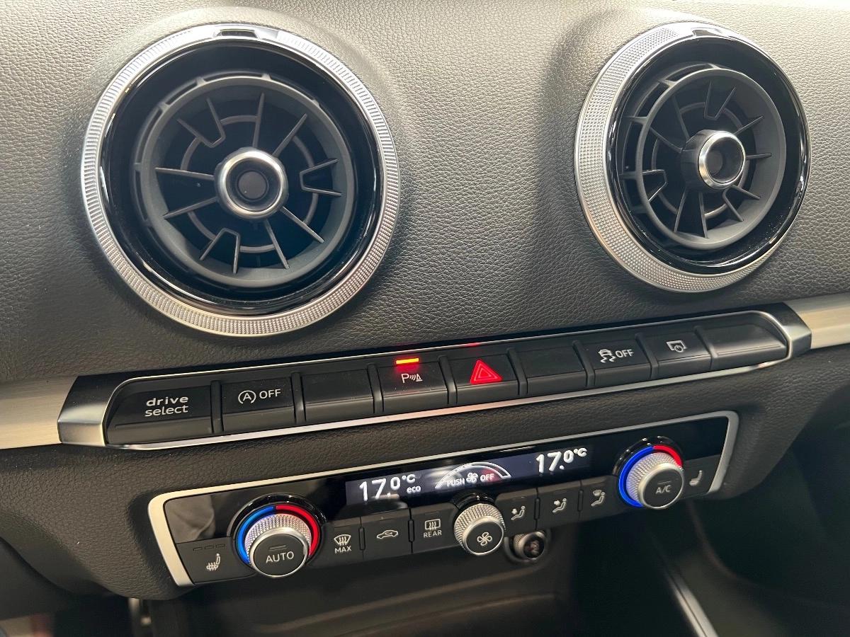 Audi S3 III (2) BERLINE 50 TFSI 300 QUATTRO S-TRONIC 7