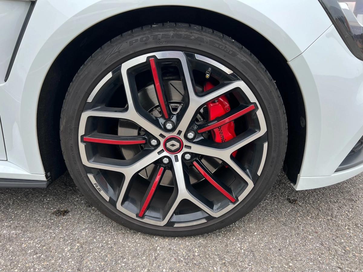 Renault Megane 1.8 300 RS TROPHY