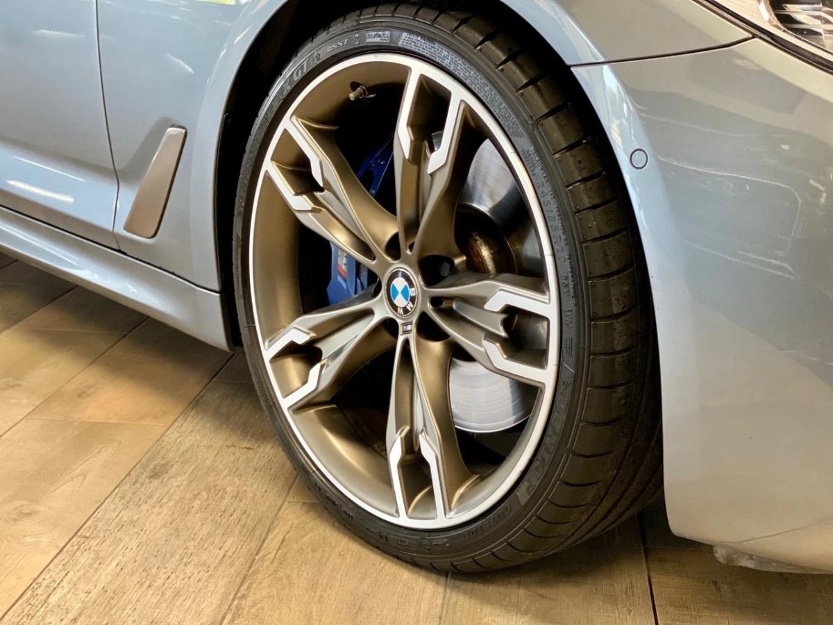 Bmw Serie 5 (G30) Berline M550i xDrive 4.4 i V8 32V Steptronic8 462 cv Boîte auto