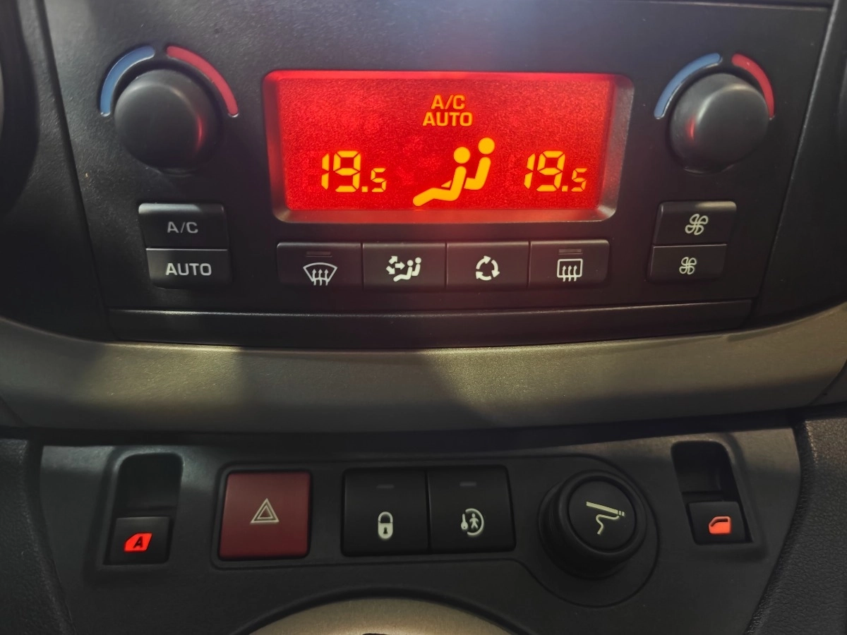 Citroen Berlingo - photo 19